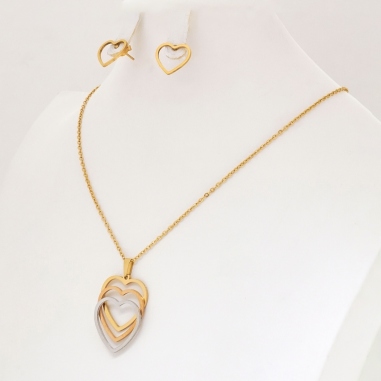 JUEGO DE ARETES CON CADENA DE CORAZONES 3 OROS