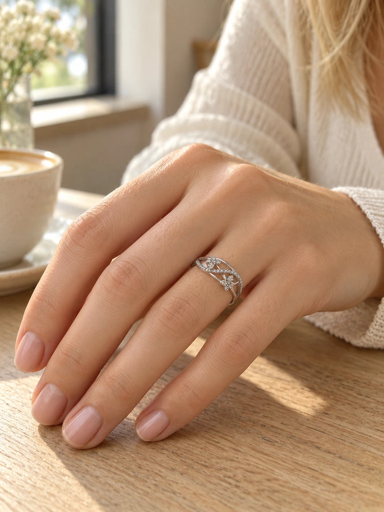 Anillo Infinito en Flor