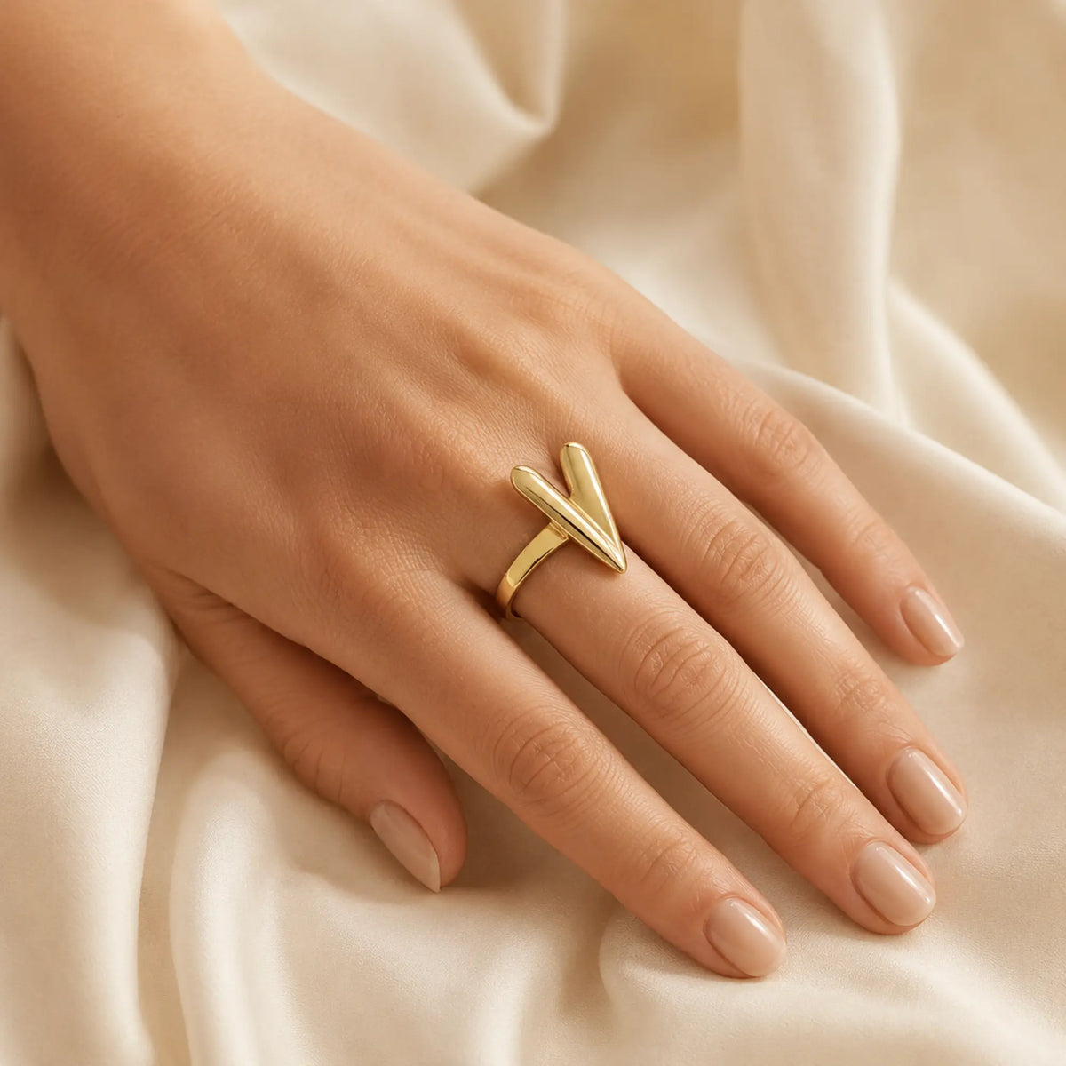 Anillo Ajustable Flecha Minimalista