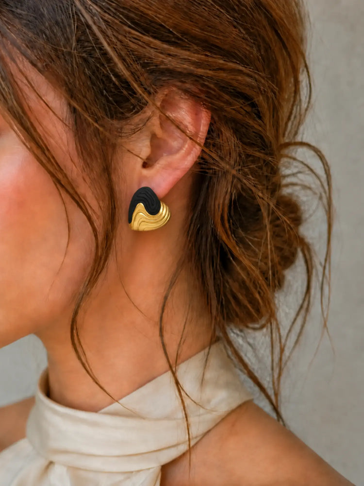 Aretes Onda Negra