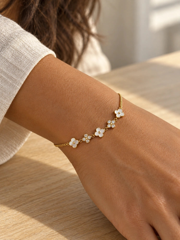 Pulsera Flores Blancas