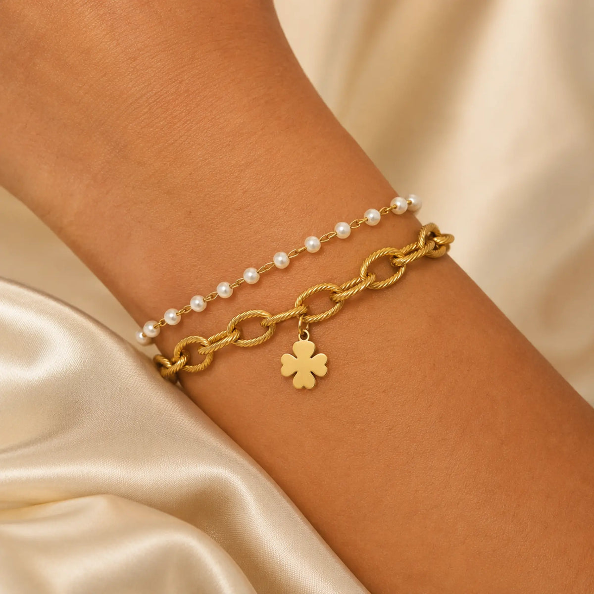 Pulsera Trébol Dorado
