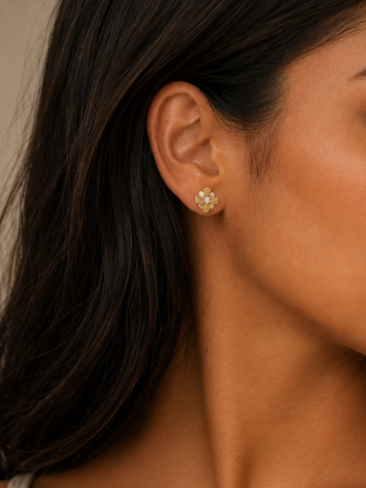 Aretes Flor Radiante