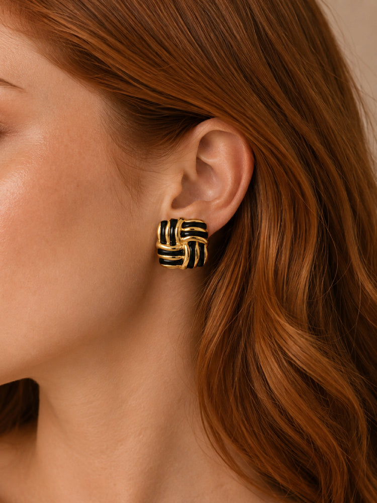 Aretes Nudo Negro