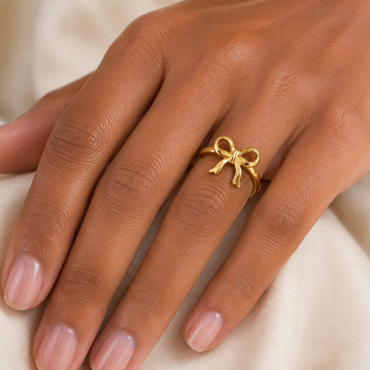 Anillo Ajustable Lazo Elegante